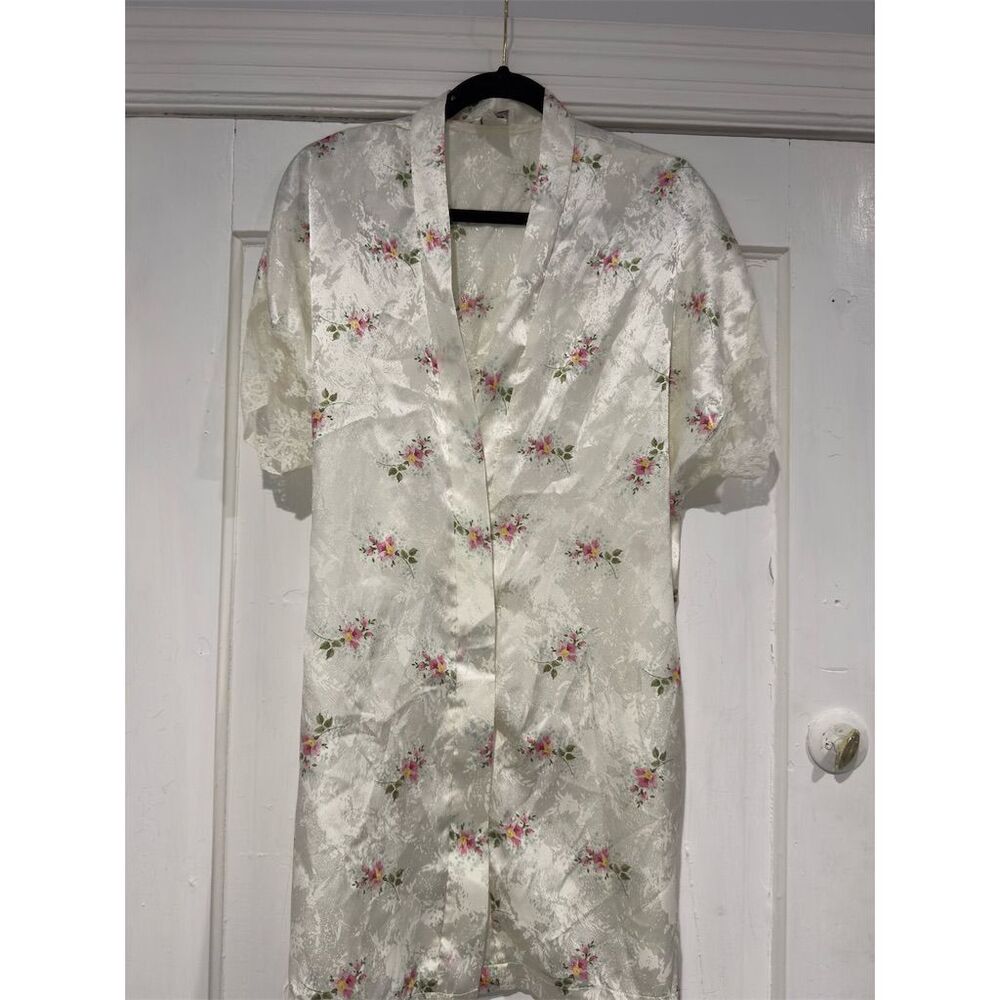 Cinema Etoile Women's Floral Satin Robe White Lace‎ Accents Size M